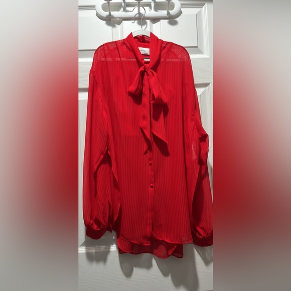 Aritzia Babaton Luxembourg Blouse - Picture 1 of 6